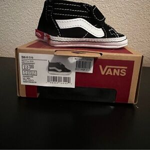 Vans Sk8-Hi Crib Shoes in Black and White